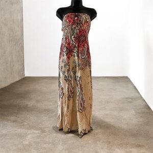 Elegant Paisley Strapless Dress